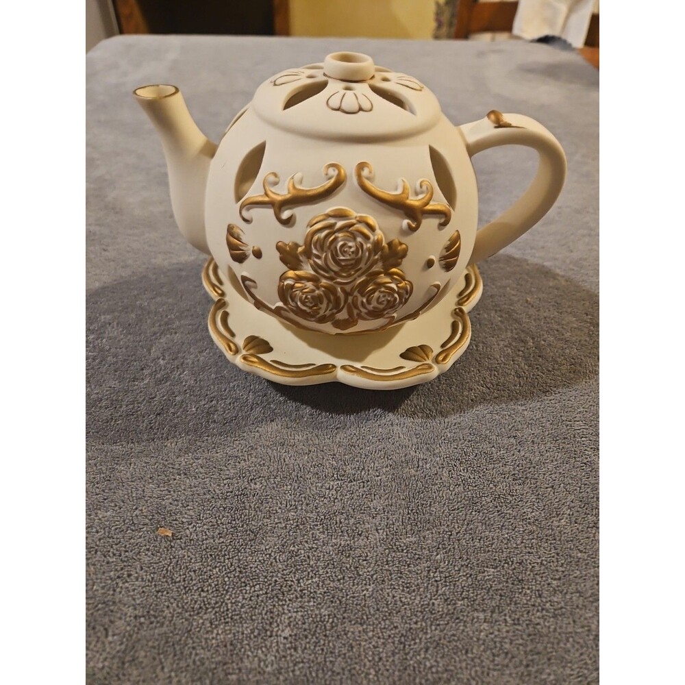 Partylite TEAPOT Tealight Candle Holder TEA TIME Luminary P7301 Porcelain Bisque